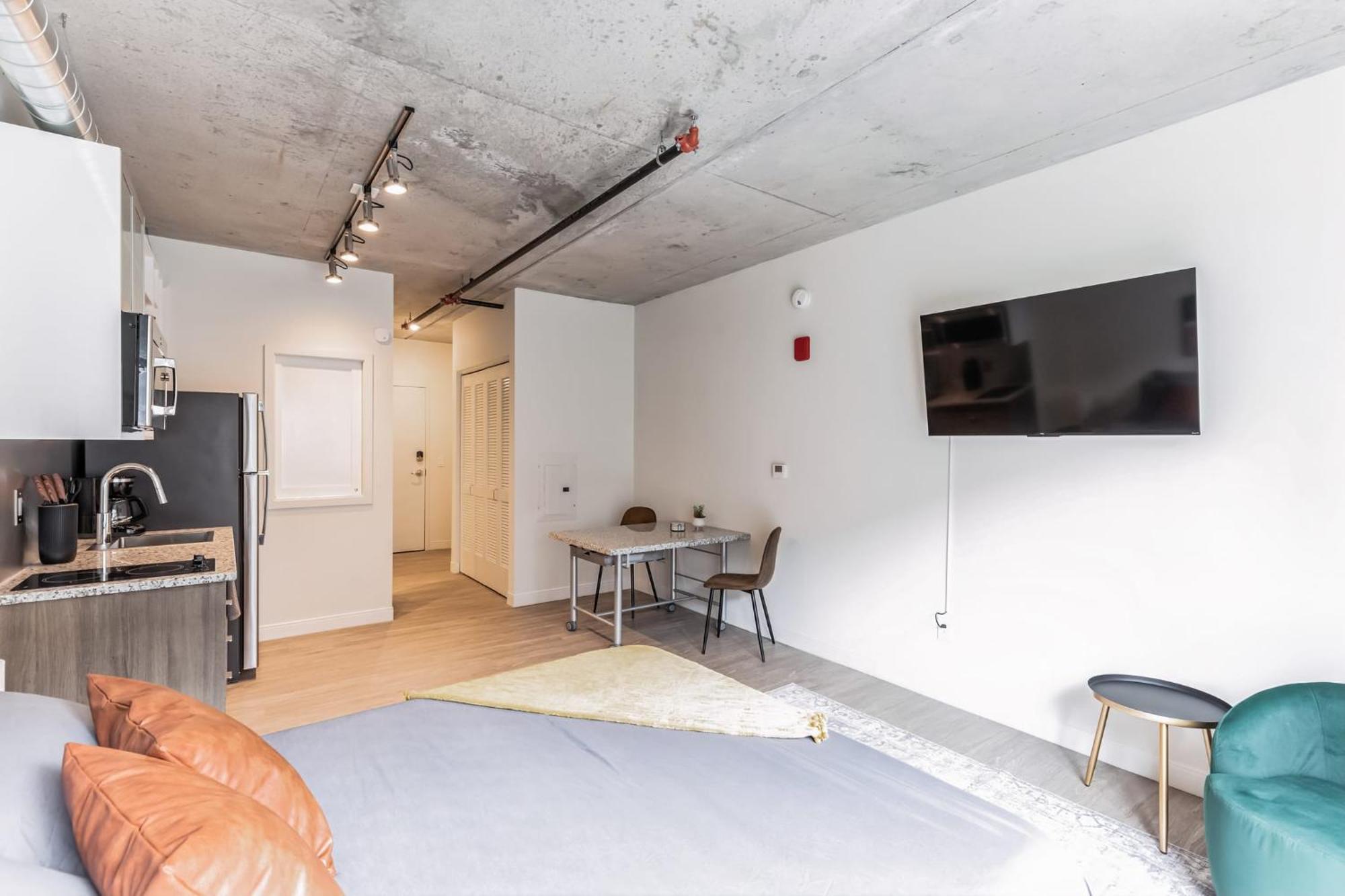 Urban Elegance Studio Oasis Prime Location Кливленд Экстерьер фото