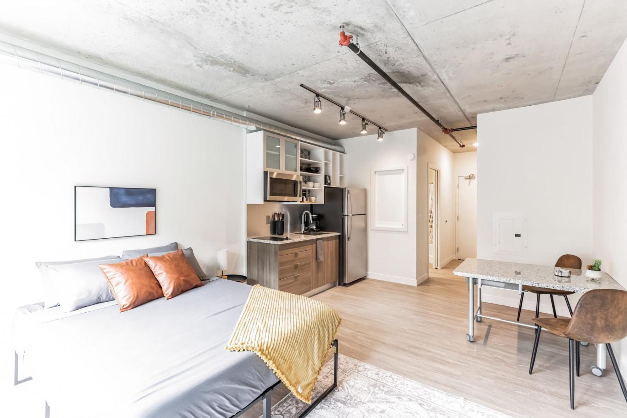 Urban Elegance Studio Oasis Prime Location Кливленд Экстерьер фото